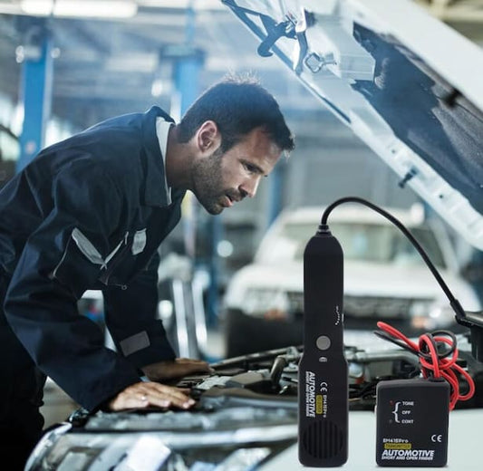 Automotive circuit detector, automotive repair tool, for tracing cables or wires